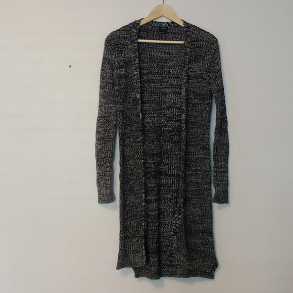 Rue21 Sweaters - ⭐Rue21 Size S Long Knit Cardigan Black White